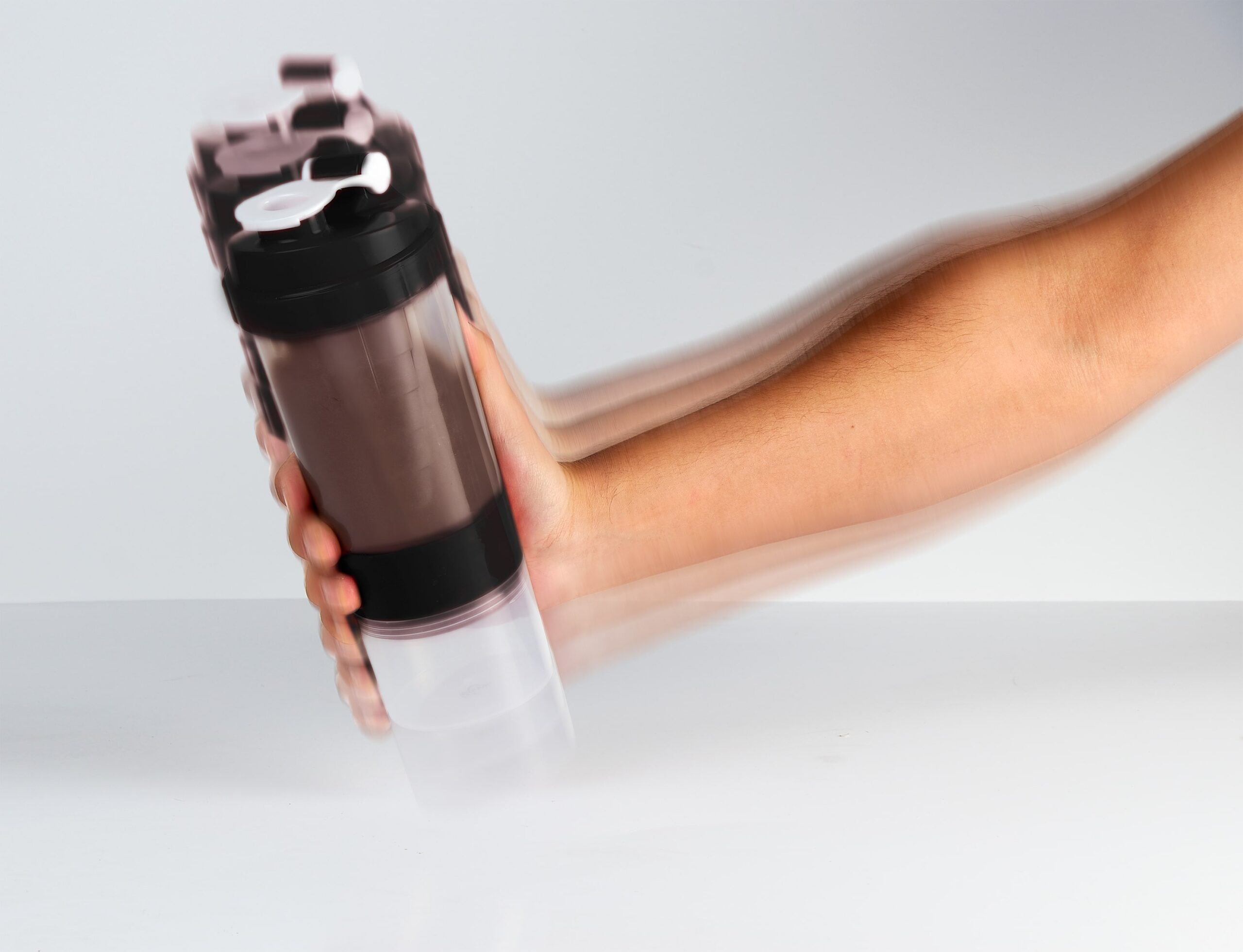 Cilindro de Plástico con Serigrafía Negra - Termo Shaker Multiuso - Image 7