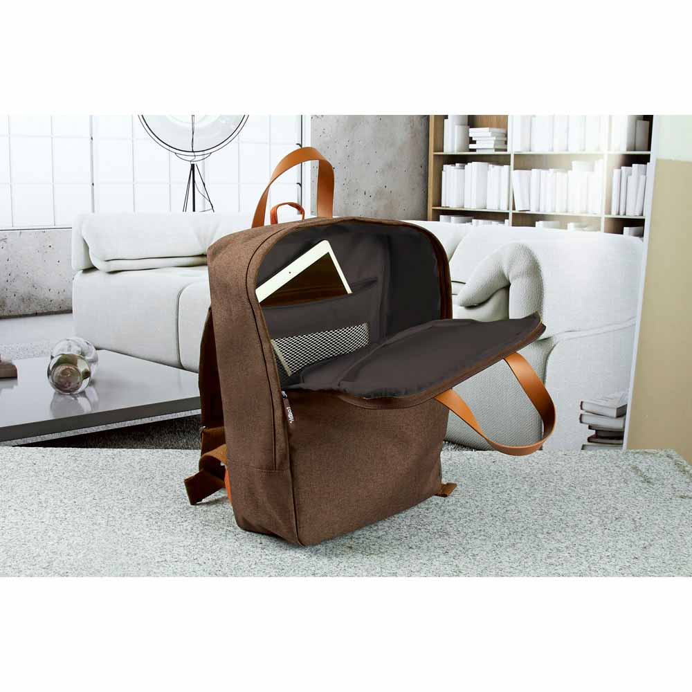Mochila de Poliester Personalizable en Café - Ideal para Promociones - Image 7