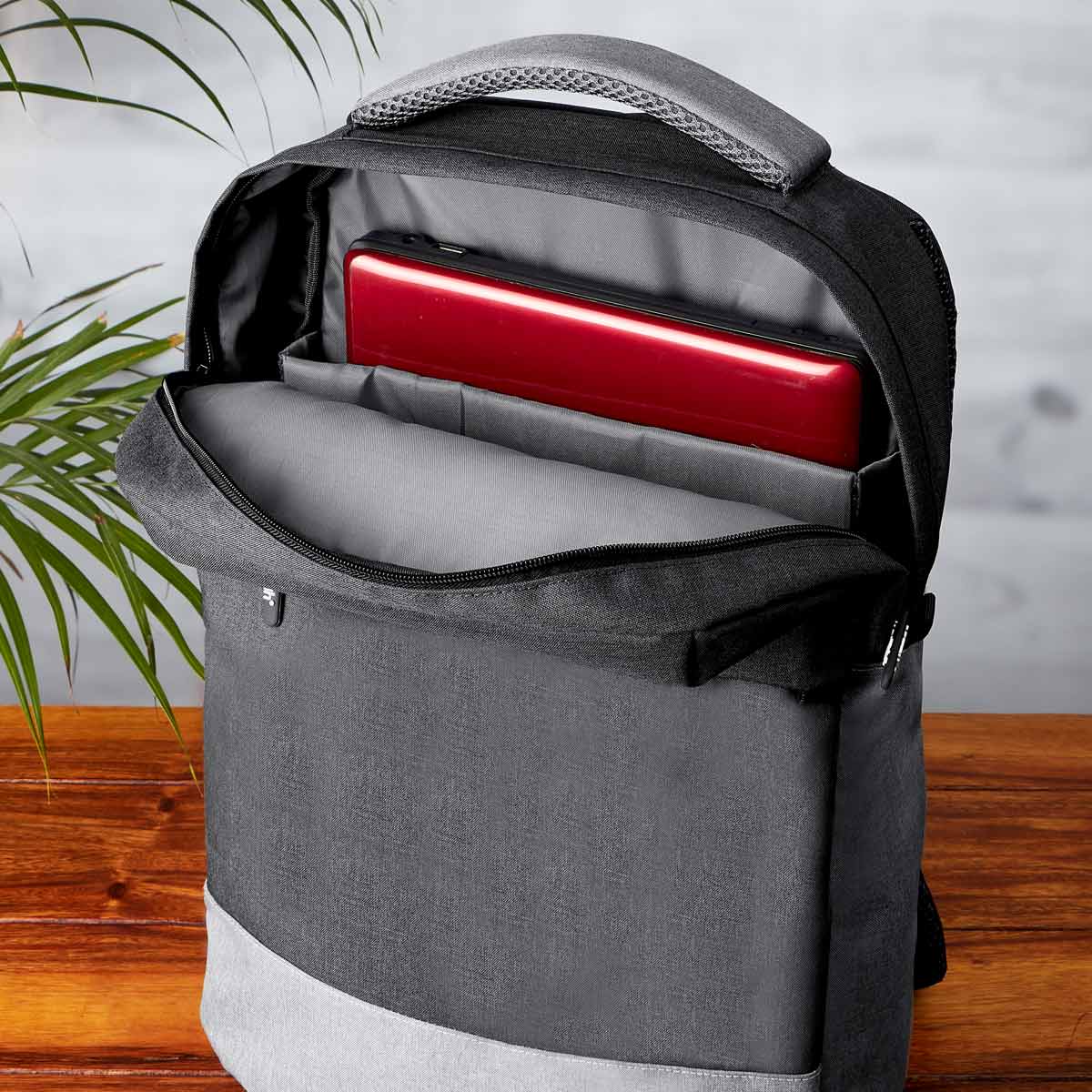 Mochila de Poliéster para Promociones con Impresión Personalizada - Image 5